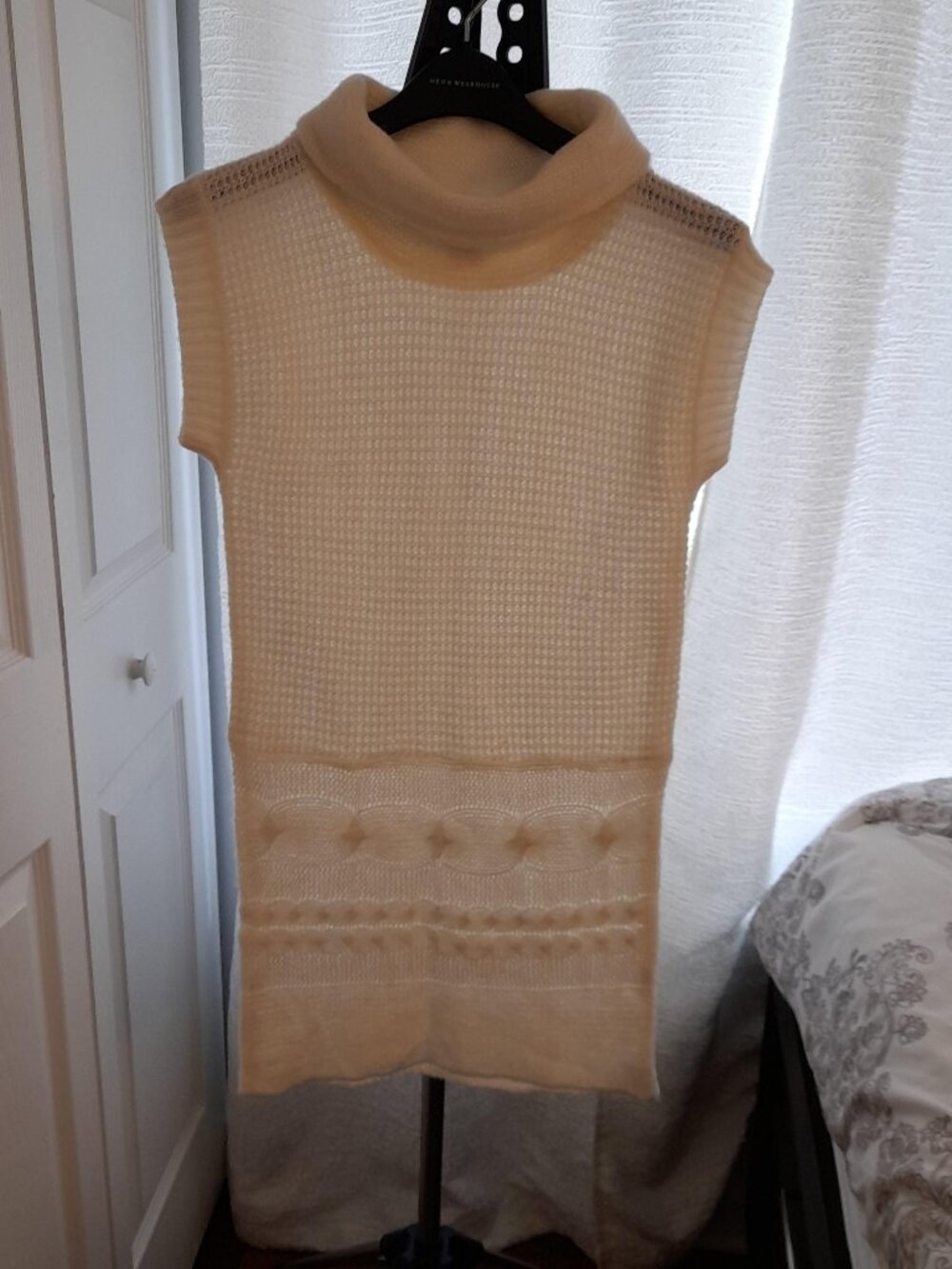 Sleeveless Cream Sweater